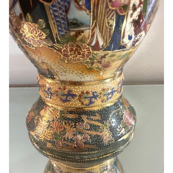 LARGE ROYAL SATSUMA JAPANESE MORIAGE & GOLD GILTING HANDLES VASE, GOSU BLUE14.5” - Picture 5 of 8